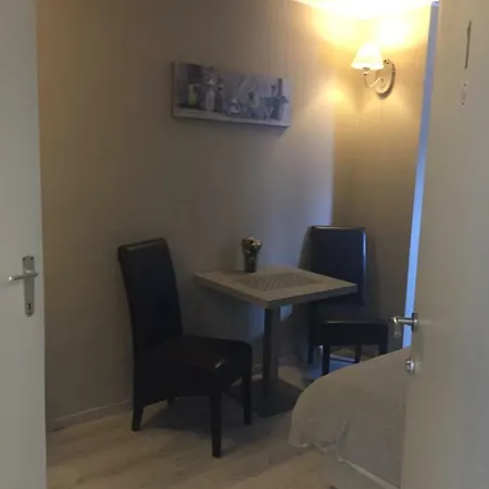 Chaplin Hotel